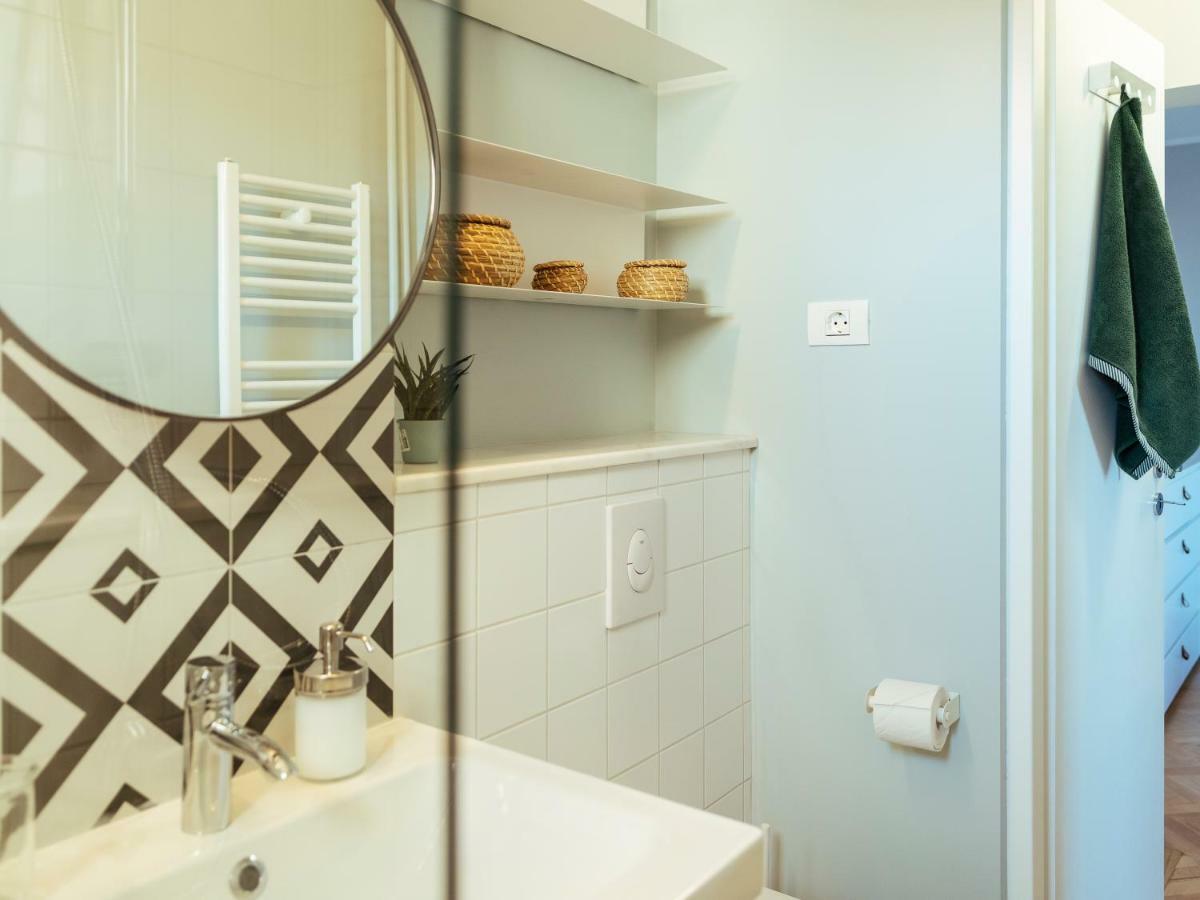 Parklake Design Apartment - Fabulous View - Netflix Bukarest Kültér fotó