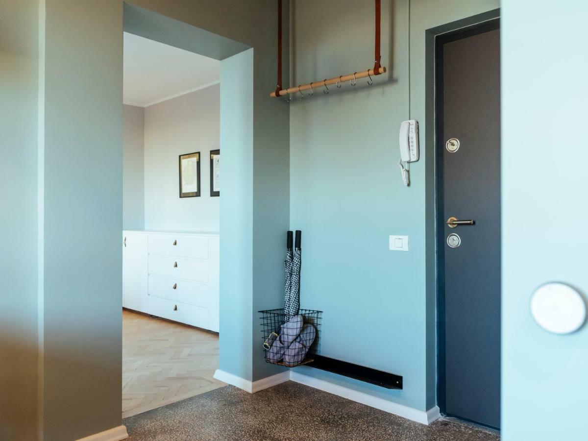 Parklake Design Apartment - Fabulous View - Netflix Bukarest Kültér fotó