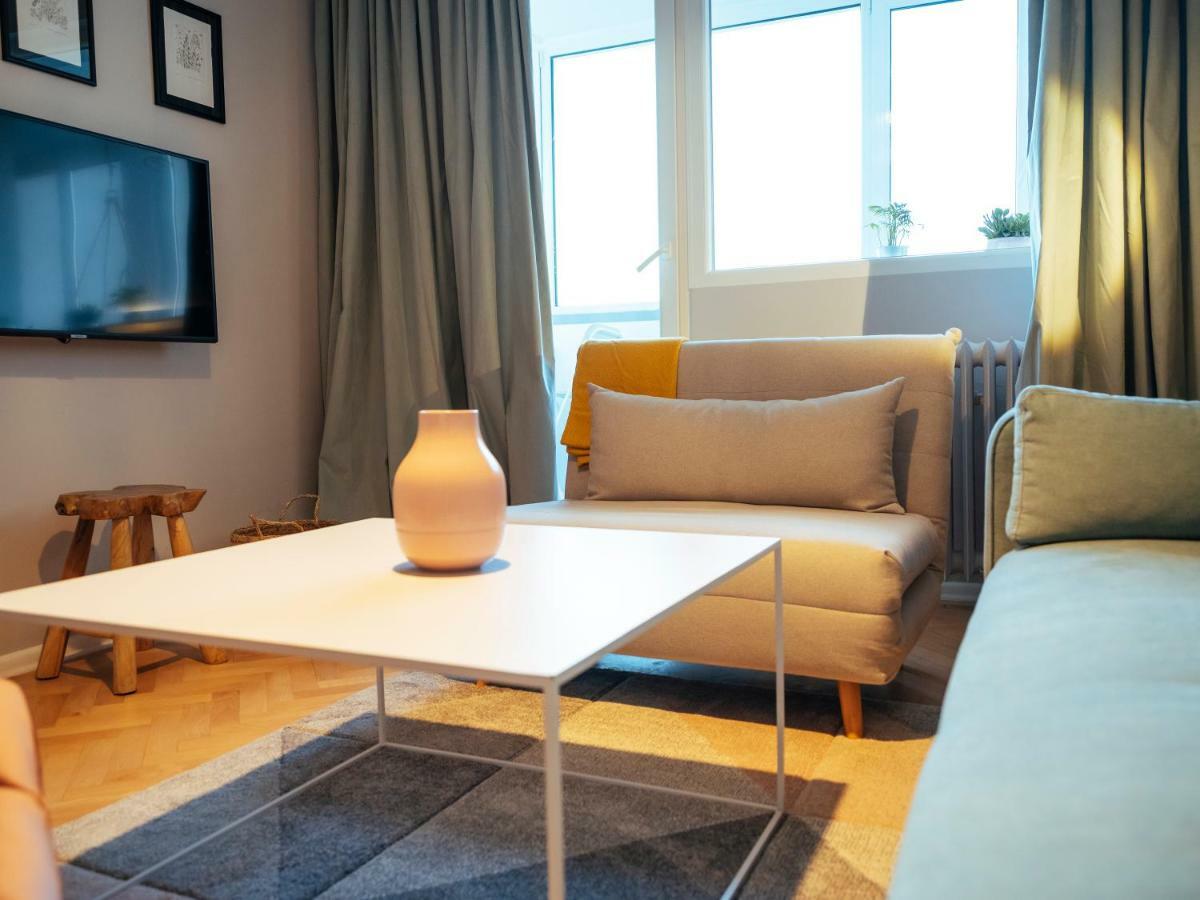 Parklake Design Apartment - Fabulous View - Netflix Bukarest Kültér fotó