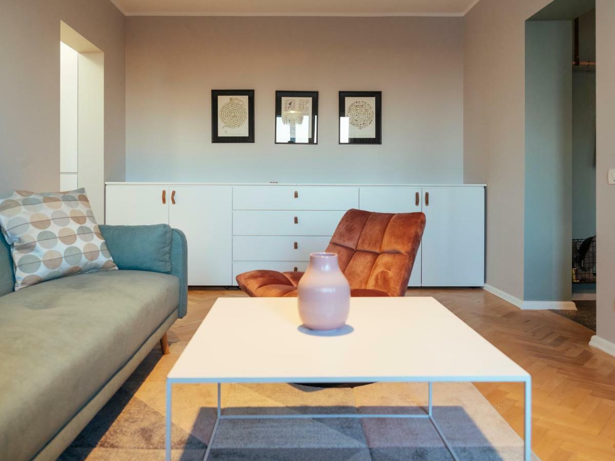 Parklake Design Apartment - Fabulous View - Netflix Bukarest Kültér fotó